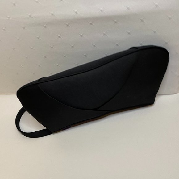 La Regale Evening Bag with Zip Closure- Like New, Never Used! - Picture 5 of 7